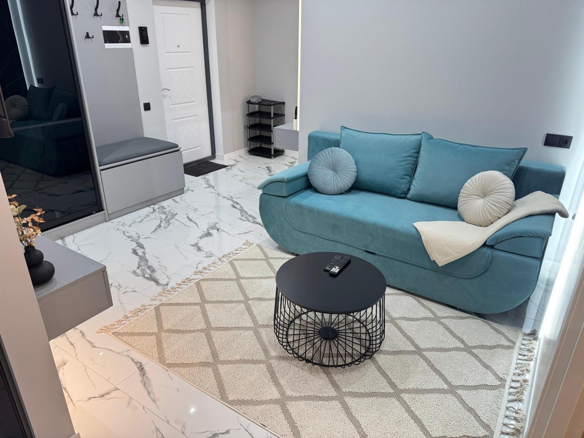 Two Bedroom Apartment In The Center, With Parking, Address Avram Iancu 32 キシナウ エクステリア 写真