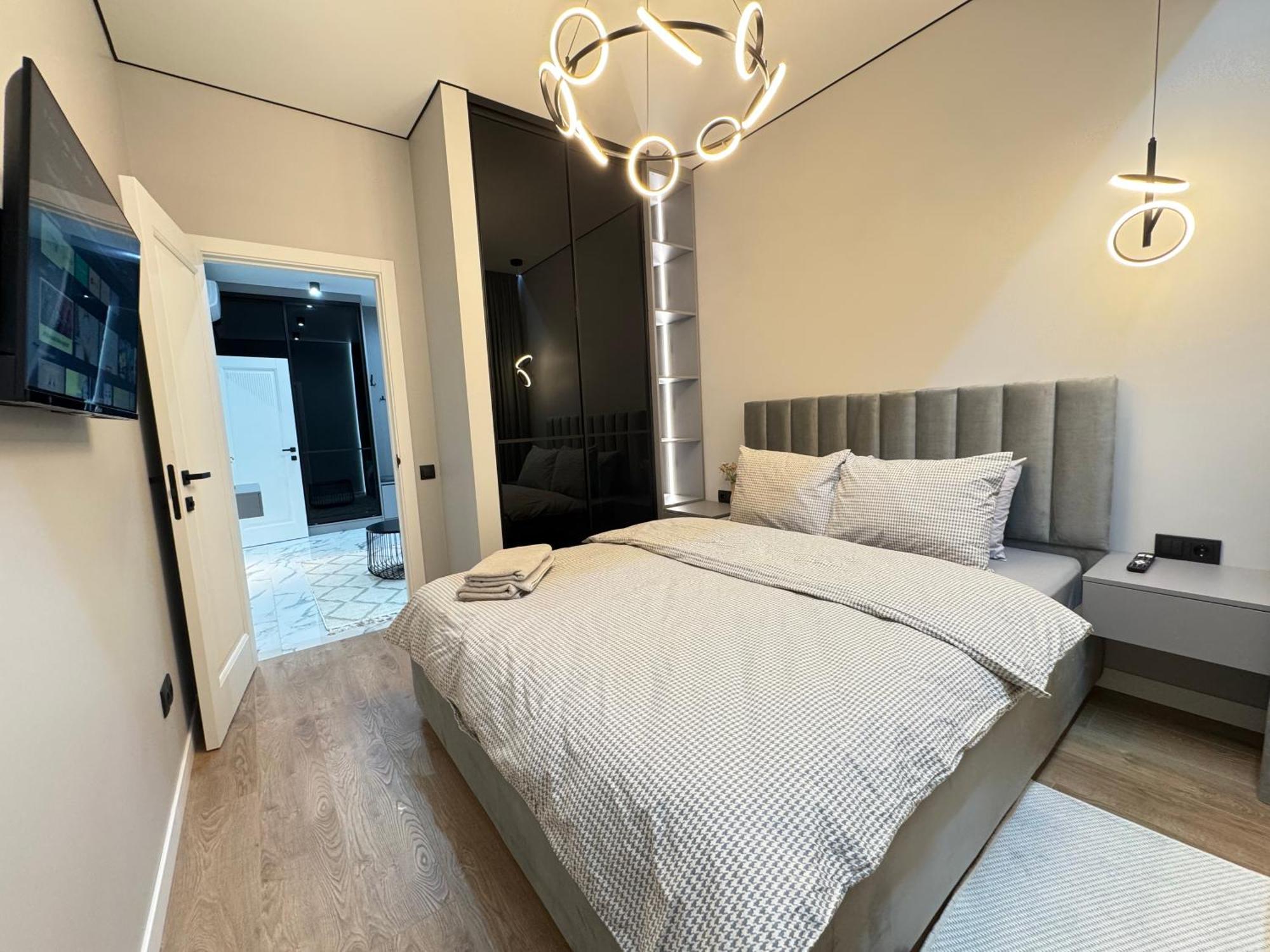 Two Bedroom Apartment In The Center, With Parking, Address Avram Iancu 32 キシナウ エクステリア 写真