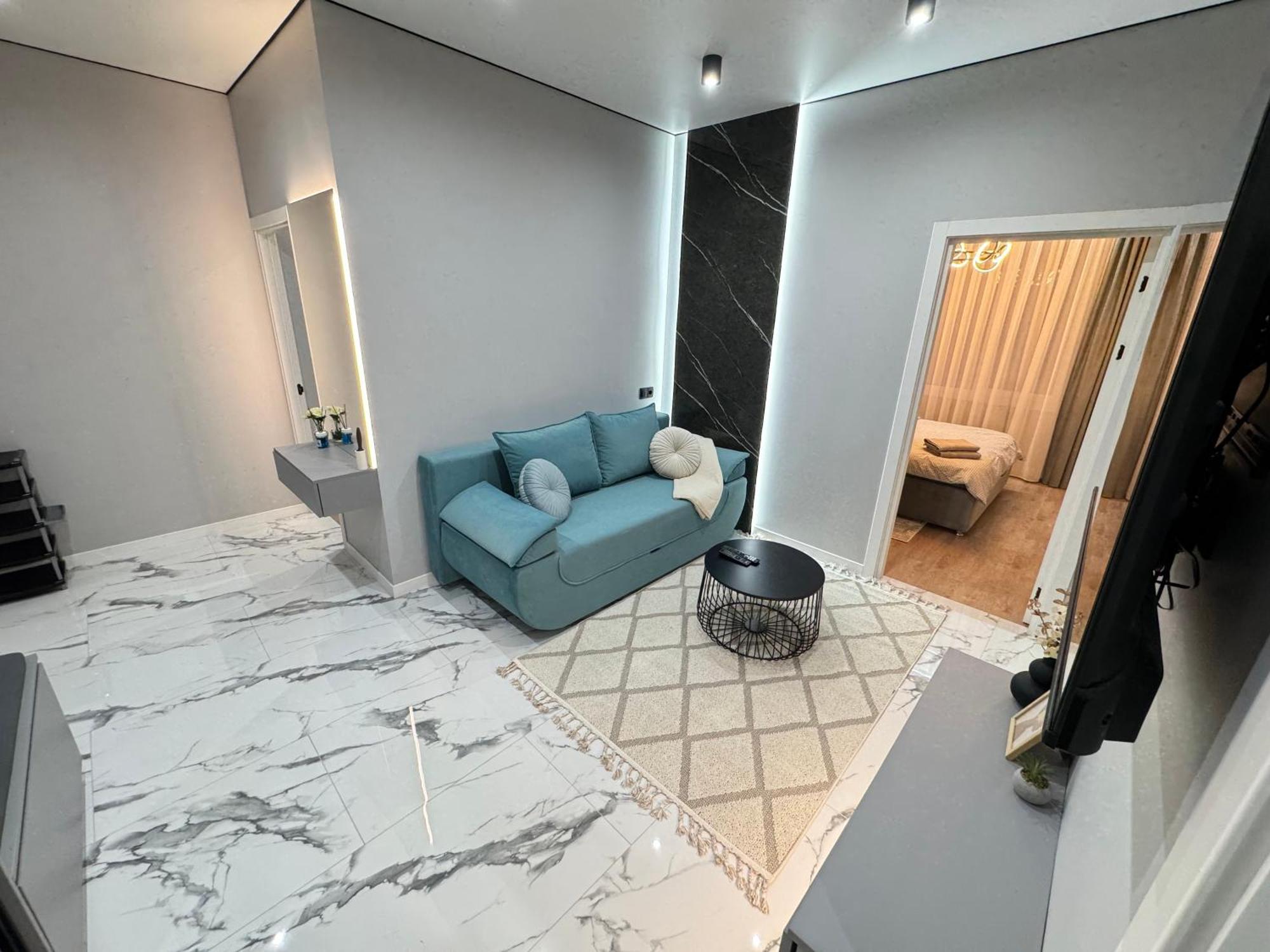 Two Bedroom Apartment In The Center, With Parking, Address Avram Iancu 32 キシナウ エクステリア 写真